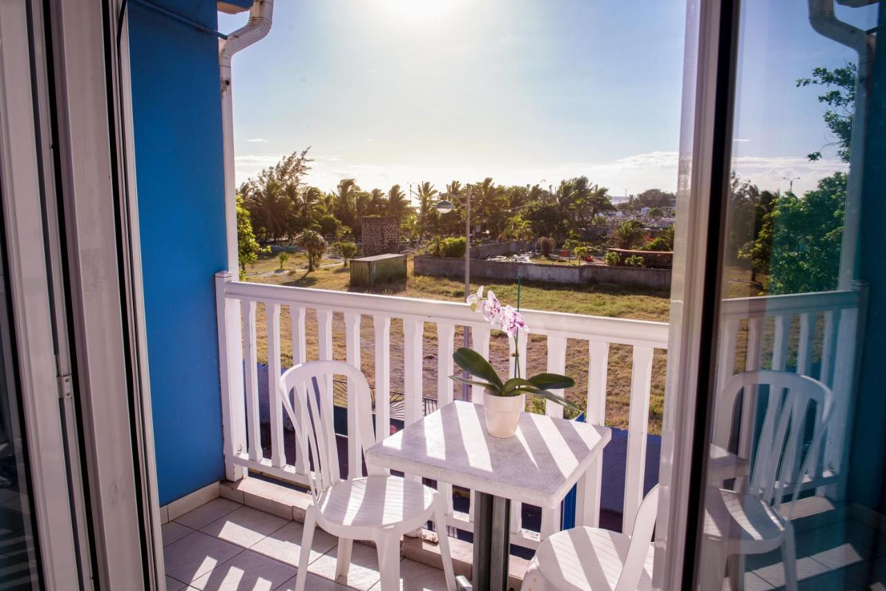 Hotel Cap Sud Saint Pierre Exterior photo